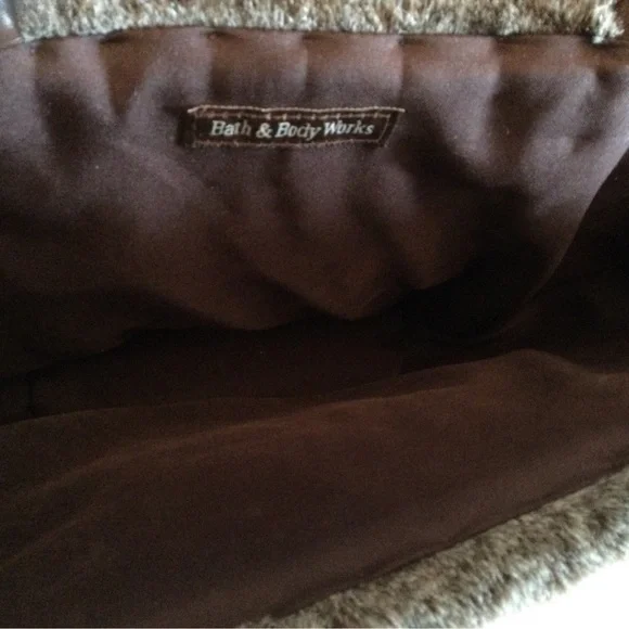 Bath & Body Works Brown Straw Rattan Faux Fur Handbag Tote Nice - Picture 5 of 5